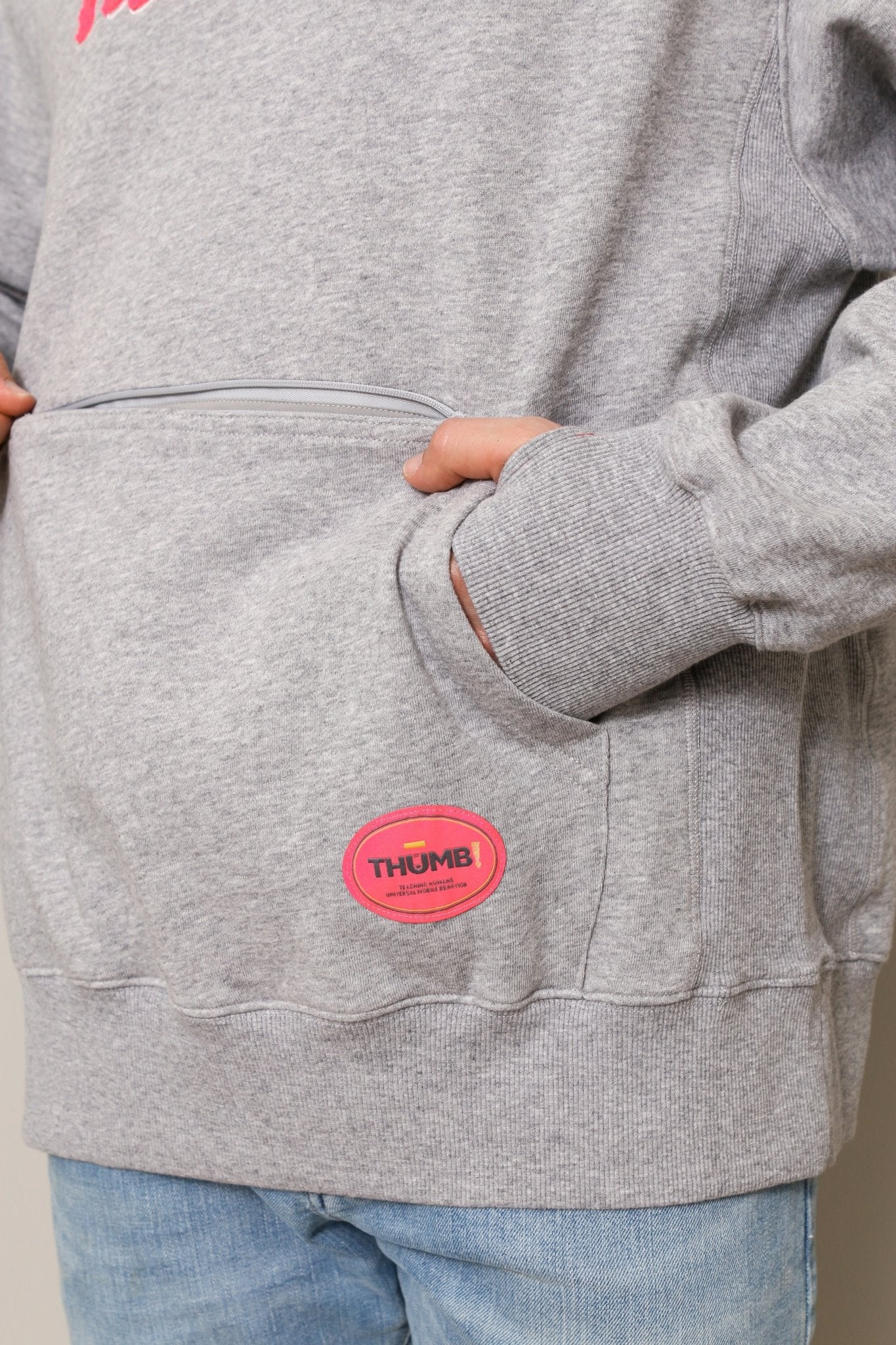 THE CHENILLE UNISEX PULLOVER - Thumb United
