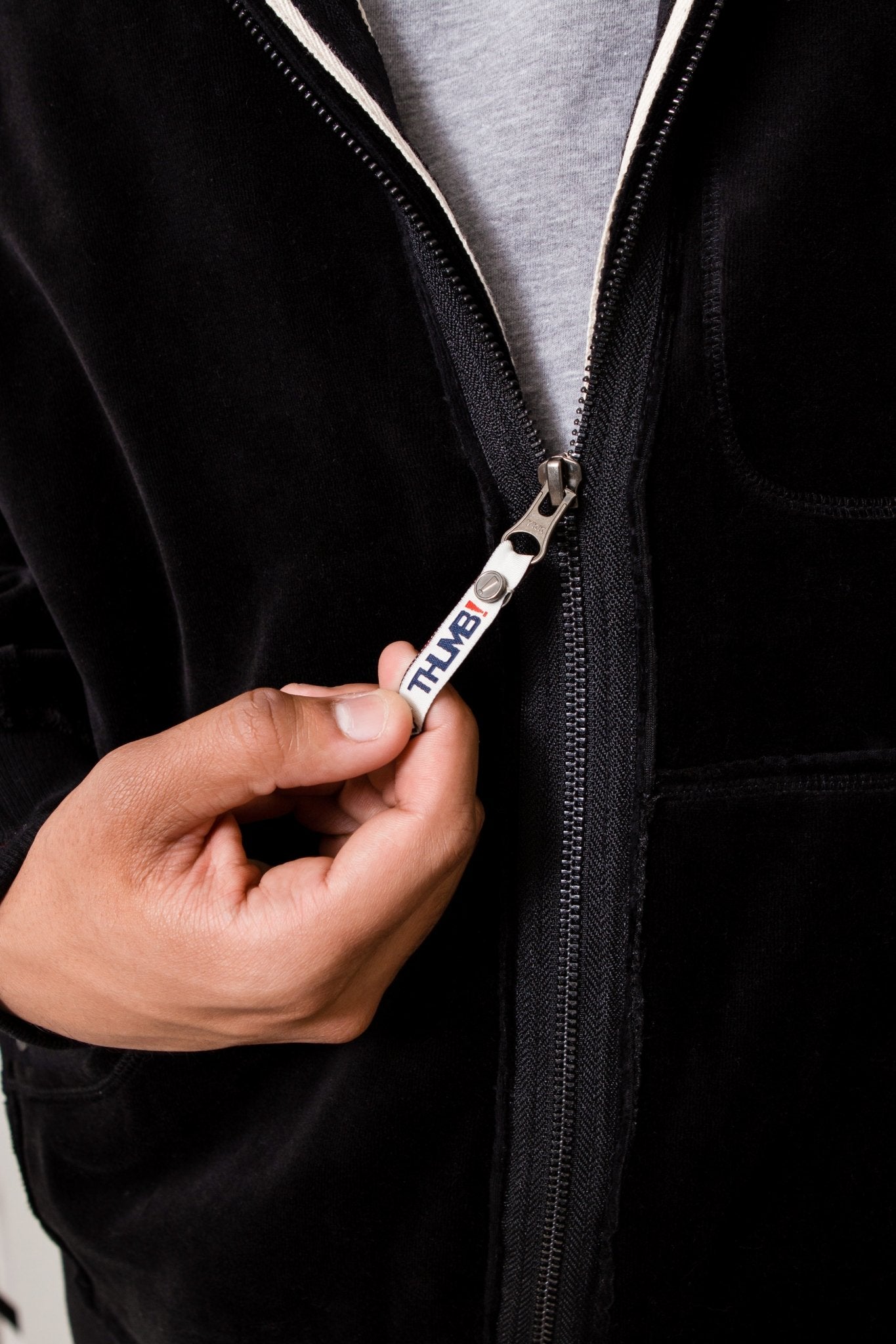 THE MASON VELOUR MENS HOODIE - Thumb United